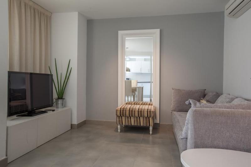 Malaga Apartments Andes La Cala Del Moral Екстериор снимка